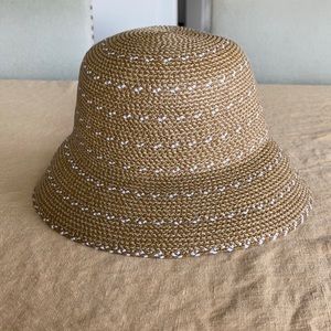 Eric Javits Bucket Hat.  Like new.